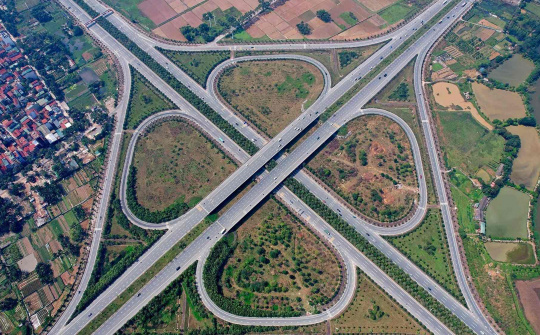 Kỳ vọng bứt phá từ các dự án mới, cổ phiếu HHV – Giao thông Đèo Cả lên đỉnh 16 tháng