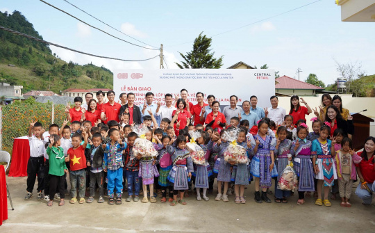 Central Retail Việt Nam bàn giao công trình lớp học tại La Pan Tẩn (Lào Cai)