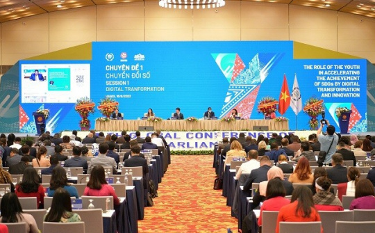 Chuyển đổi số là cuộc cách mạng về chính sách và thể chế