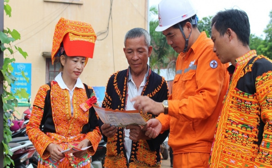 Điện lực miền Bắc tăng cấp điện trong 8 tháng năm 2023