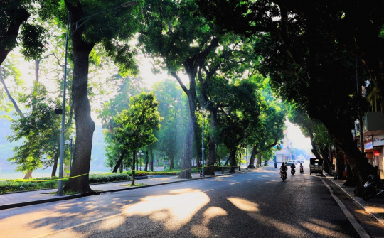 Thời tiết hôm nay ngày 22/9/2023: Hà Nội ngày nắng, TP. Hồ Chí Minh, Đà Nẵng  chiều tối có  mưa