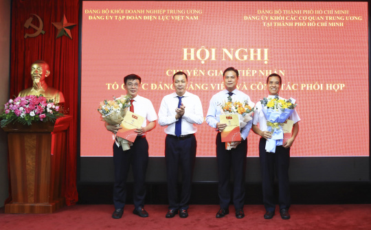 Đảng bộ EVNSPC chính thức chuyển giao về Đảng ủy EVN