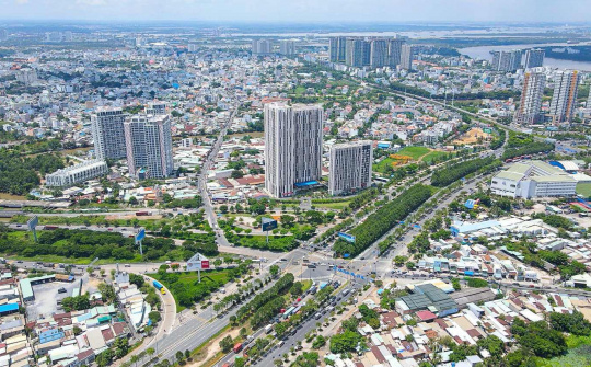 Lãi tăng vọt, Tập đoàn Nam Long (NLG) thưởng 700.000 cổ phiếu giá 0 đồng cho lãnh đạo