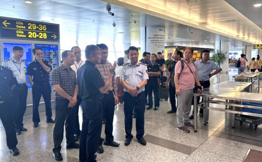 Ban Chỉ đạo 389 Hà Nội tăng cường chống buôn lậu tại cảng hàng không quốc tế Nội Bài
