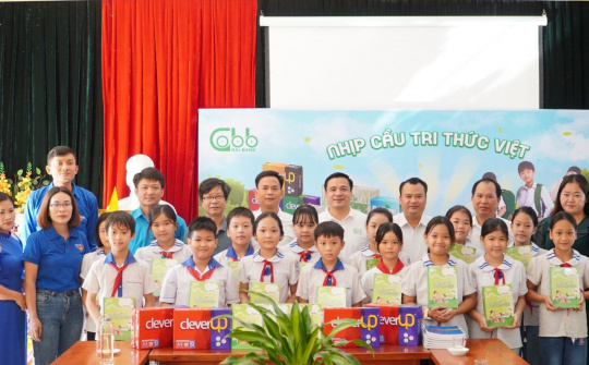 VINAPACO tiếp sức đến trường trước thềm năm học mới