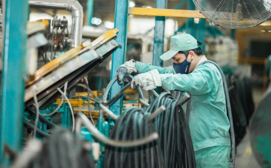 PMI ngành sản xuất lần đầu tăng trở lại trên ngưỡng 50 điểm sau 6 tháng