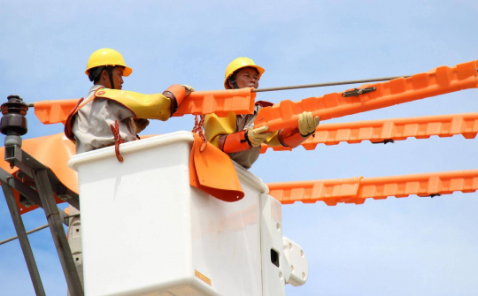 Cung ứng 186,7 tỷ kWh điện trong 8 tháng