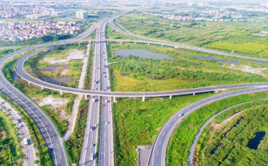 Phấn đấu bàn giao toàn bộ mặt bằng Dự án cao tốc Bắc - Nam phía Đông trong quý 3/2023