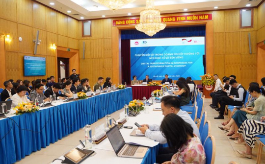 Chuyển đổi số gắn với chuyển đổi xanh: Điều kiện bắt buộc doanh nghiệp cần áp dụng