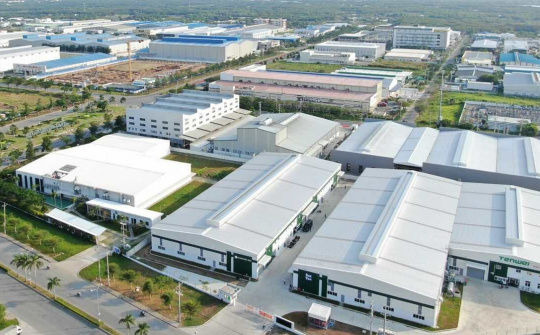 Áp lực nợ tăng, Becamex IDC (BCM) vẫn liên tục phát hành trái phiếu