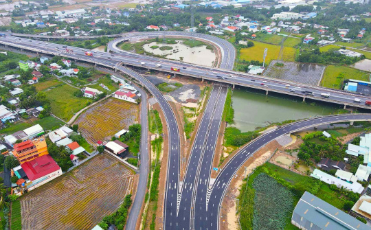 Các mảng kinh doanh cốt lõi của Giao thông Đèo Cả (HHV) đối mặt thách thức