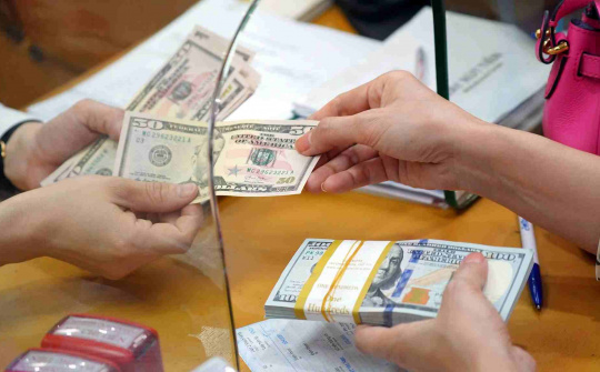 Chứng khoán Maybank: NHNN “thận trọng” hút tiền, vẫn đang có định hướng nới lỏng