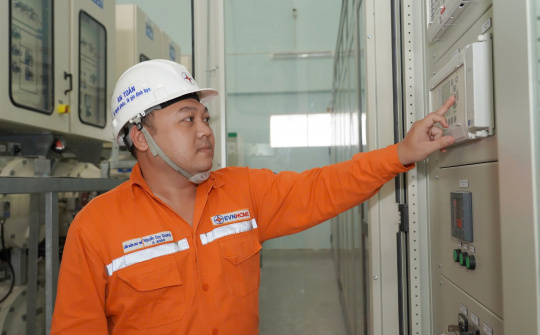 EVNHCMC đóng điện, đưa vào vận hành Trạm biến áp 110kV GIS Chợ Lớn sau cải tạo