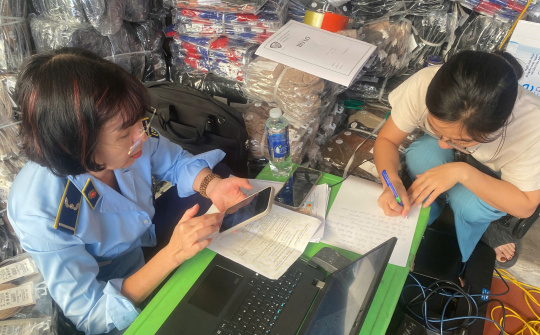 Ban Chỉ đạo 389 Hà Nội: Xử lý 2.012 vụ buôn lậu và gian lận thương mại dịp cuối năm