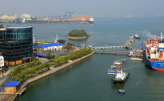 Petrolimex: Nâng cao kỹ năng giám định và giao nhận xăng dầu đường thủy