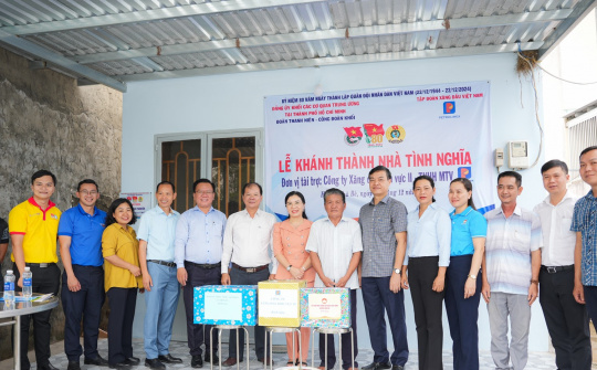 Petrolimex Sài Gòn trao tặng 2 căn nhà tình nghĩa tại huyện Nhà Bè