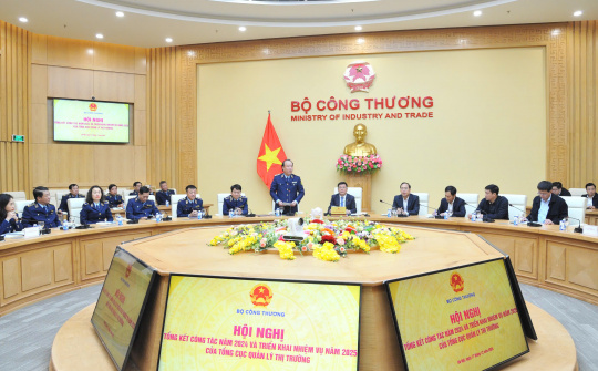 Bộ trưởng Nguyễn Hồng Diên tham dự và chỉ đạo Hội nghị Tổng kết công tác Quản lý thị trường năm 2024