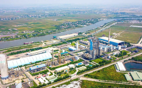 Giá phân bón DAP neo cao, DAP-VINACHEM (DDV) thắng lớn