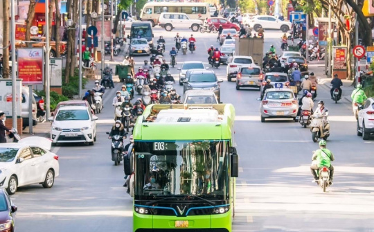 Đến năm 2035: Hà Nội sẽ sử dụng 100% xe buýt điện, năng lượng xanh