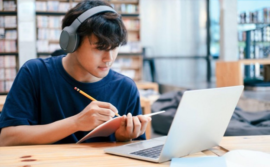 Microlearning: Giải pháp tối ưu nâng cao kỹ năng tiếng Anh cho người bận rộn