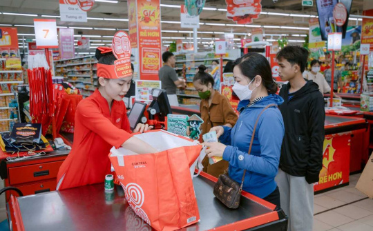 Phấn đấu 100% siêu thị không sử dụng túi nilon vào năm 2025