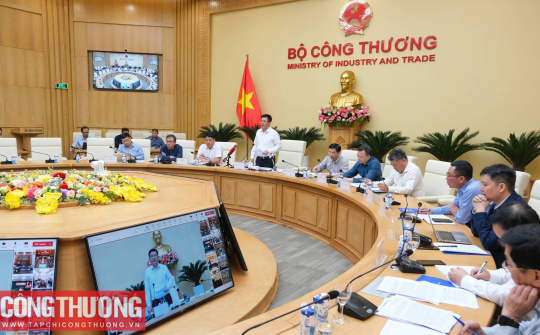 Đường dây 500kV mạch 3: "Thúc" địa phương duyệt phương án bồi thường trong tháng 4/2024