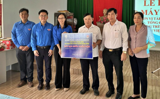 Đoàn Thanh niên EVNGENCO2 kịp thời bàn giao thiết bị hỗ trợ người dân xã Hưng Lễ - huyện Giồng Trôm nước ngọt sinh hoạt