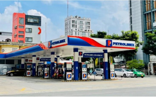Petrolimex Sài Gòn đẩy mạnh phát triển mạng lưới cửa hàng xăng dầu