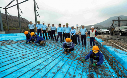 Công ty Môi trường - TKV kiểm tra thi công các công trình bảo vệ môi trường tại khu vực Đông Triều, Uông Bí