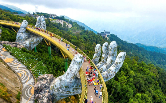 Triển khai các chương trình quốc gia, trọng điểm về phát triển du lịch