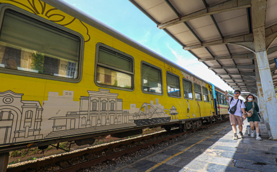 Đường sắt tiếp tục thêm tàu Hà Nội - Hải Phòng cho dịp lễ 30/4 – 1/5