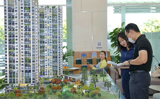 Cung không gặp cầu, giá chung cư sẽ "bình thường trở lại"