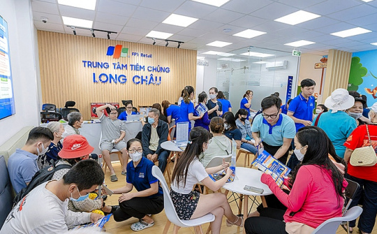 Tiêm chủng - Mỏ vàng mới của FPT Retail (FRT)