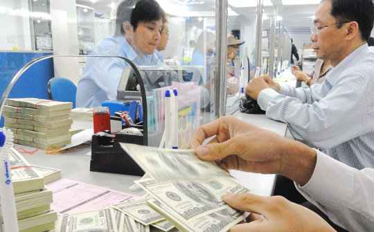 VCBS: Lãi suất sẽ dần tăng cao trở lại để giải toả áp lực tỷ giá