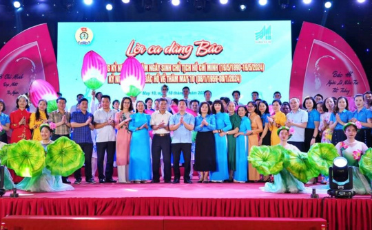 Người May 10: Tự hào từ trái tim  "Lời ca dâng Bác"