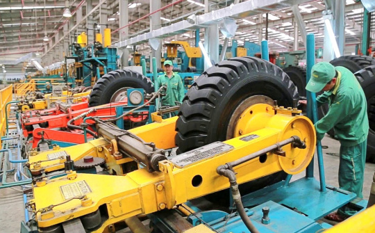 Cao su Đà Nẵng (DRC) sẽ không hưởng lợi từ việc lốp xe Thái Lan bị áp thuế chống bán phá giá?