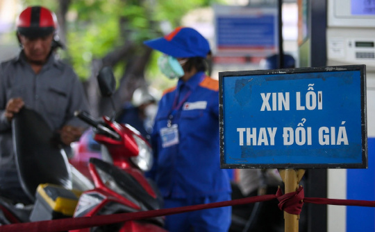 Giá xăng dầu hôm nay 23/5/2024: Giá xăng tăng nhẹ trở lại