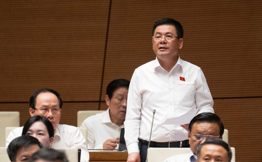 Bộ trưởng Nguyễn Hồng Diên thông tin về việc đền bù, hỗ trợ đối với công trình điện gió