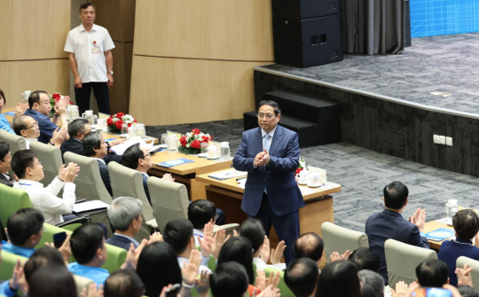 Thủ tướng dự Diễn đàn nâng cao năng suất lao động quốc gia năm 2024