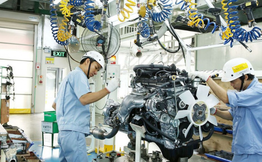 Xuất nhập khẩu hàng hóa vượt 270 tỷ USD với 5 điểm sáng nổi bật