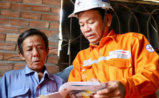 EVNHCMC đẩy mạnh công tác khảo sát, tư vấn sử dụng điện an toàn