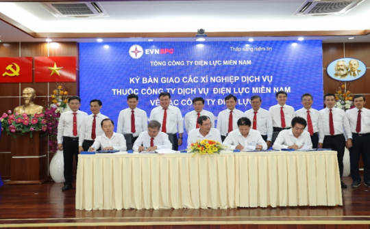 EVNSPC bàn giao các Xí nghiệp Dịch vụ về các Công ty Điện lực trực thuộc