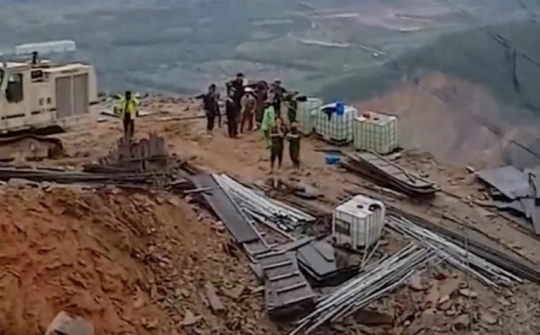 Sạt lở đất vùi lấp lán trại khiến 3 công nhân thi công trụ điện 500KV tử vong