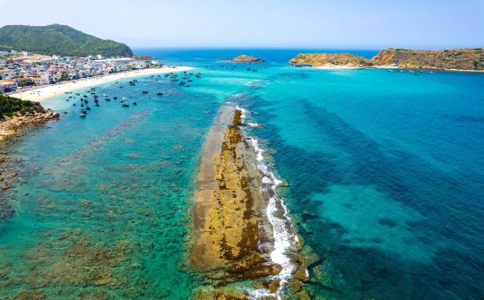 Vén màn bí ẩn tường thành cổ dưới lòng biển Nhơn Hải