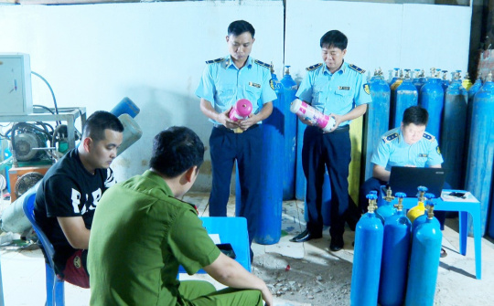 Vĩnh Phúc: Thu giữ 342 bình khí cười N2O các loại
