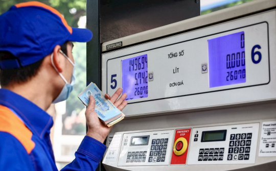 Giá xăng dầu hôm nay 9/5/2024: Giá xăng giảm mạnh hơn 1.000 đồng/lít