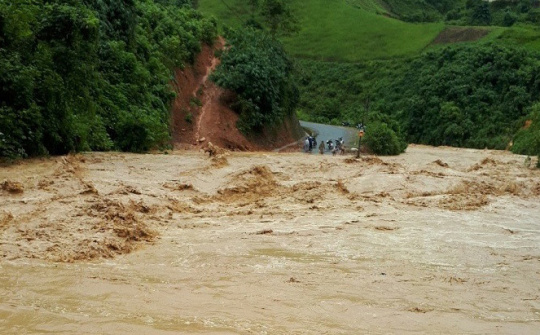 Tin cảnh báo mưa to, sạt lở, lũ quét