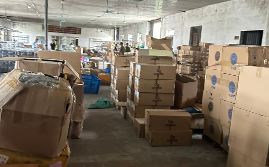 Triệt phá kho thuốc lá điện tử nhập lậu khủng nhất từ trước tới nay