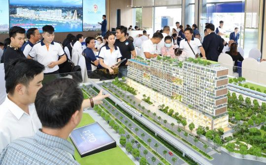2024 vẫn là năm của chung cư, dự báo đất nền khởi sắc từ quý 2/2025