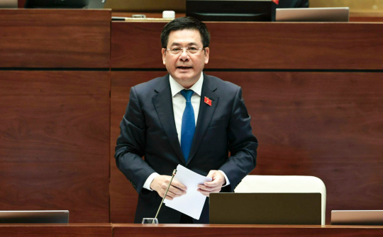 TỔNG THUẬT: Phiên chất vấn và trả lời chất vấn nhóm vấn đề thuộc lĩnh vực Công Thương ngày 4/6